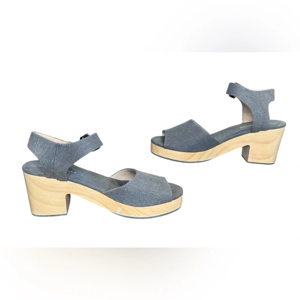 Kelsi Dagger Brooklyn Women's Montgomery Heeled Sandal Size 7.5